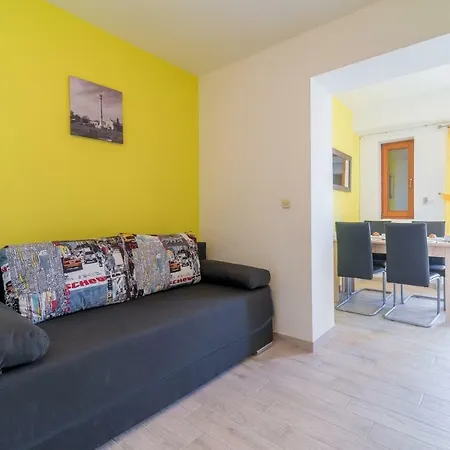 Apartments Vesna *