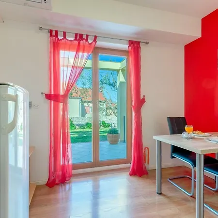 Apartment Apartments Vesna *