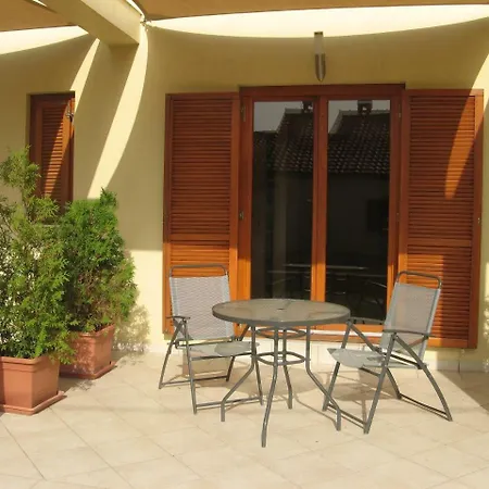 Apartments Vesna Apartment