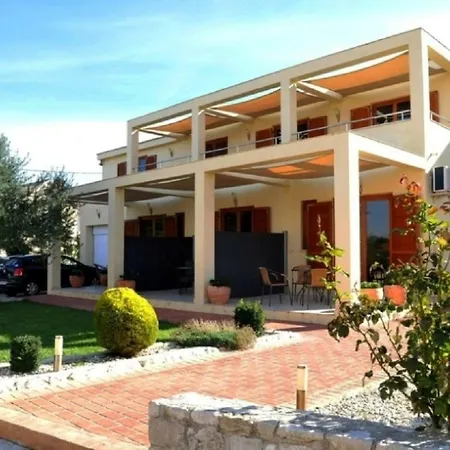 Apartments Vesna Apartment Nin