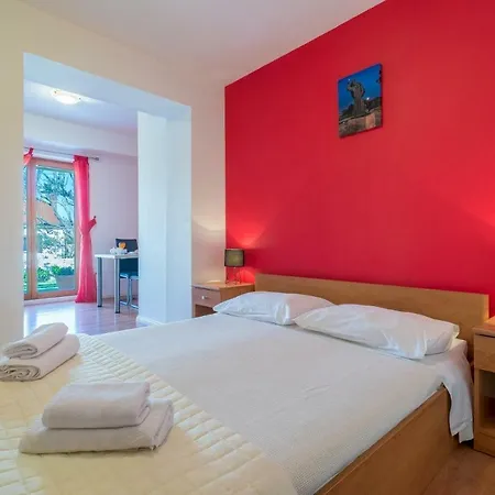 Apartments Vesna *